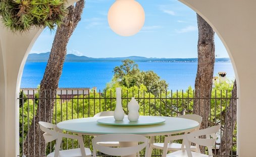 Villa à Alcúdia, Îles Baléares, Espagne 1