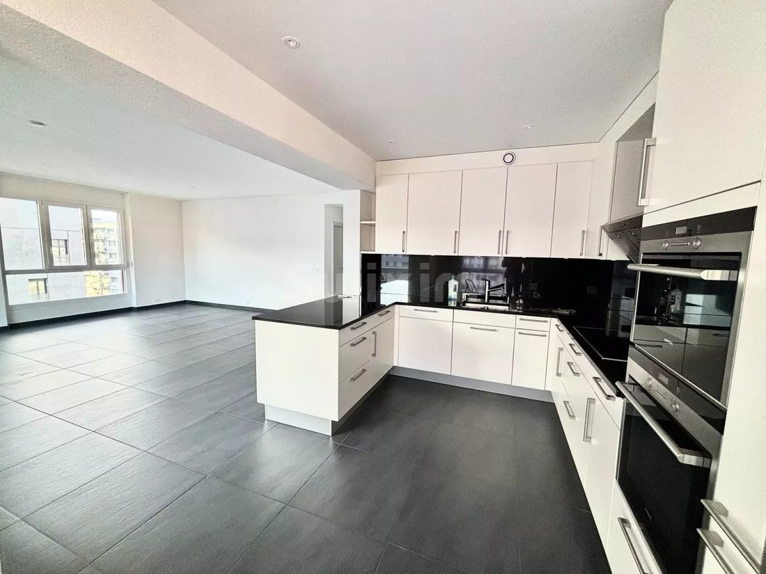 Onex Apartment In Vernier, Genève, Switzerland For Sale (13556170)