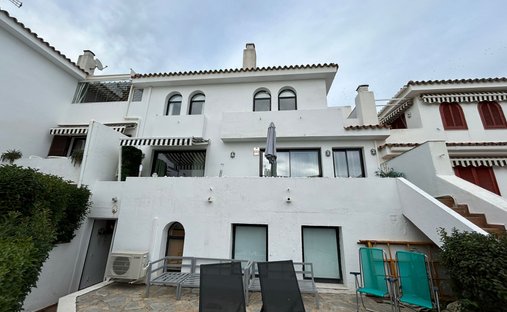 Stadthaus in Marbella, Andalusien, Spanien 1