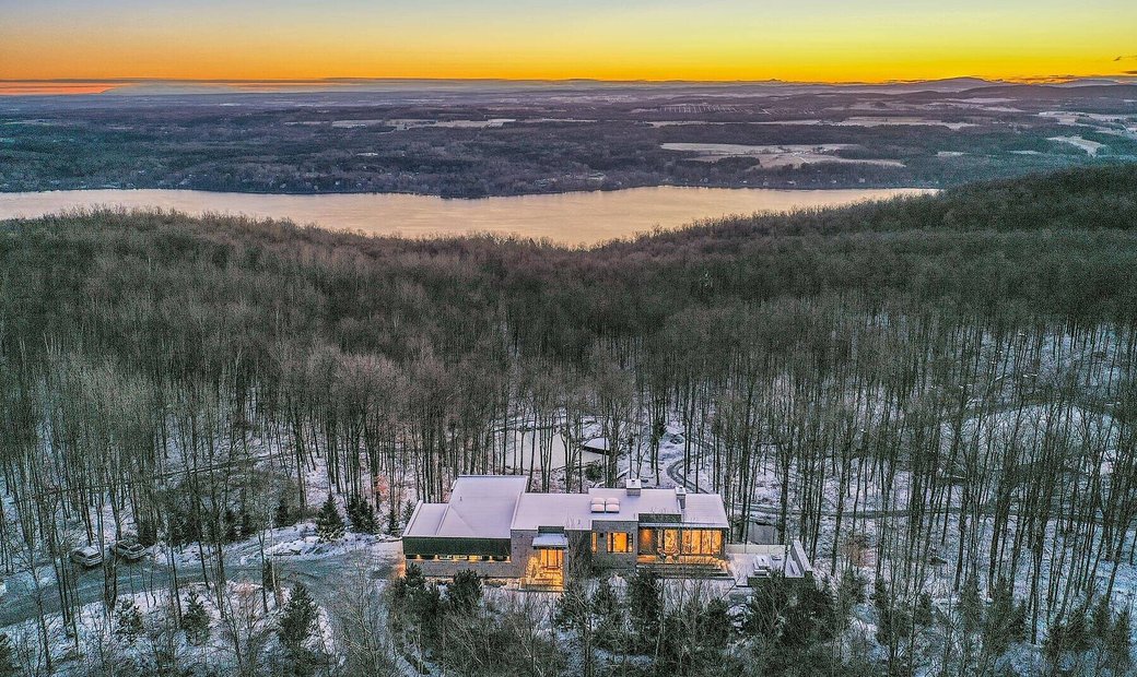 Sainte Catherine De Hatley, In Sainte Catherine De Hatley, Quebec