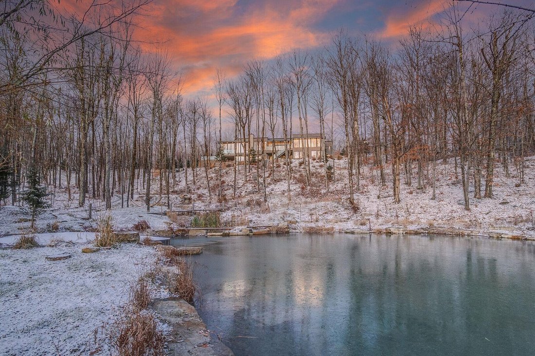 Sainte Catherine De Hatley, In Sainte Catherine De Hatley, Quebec