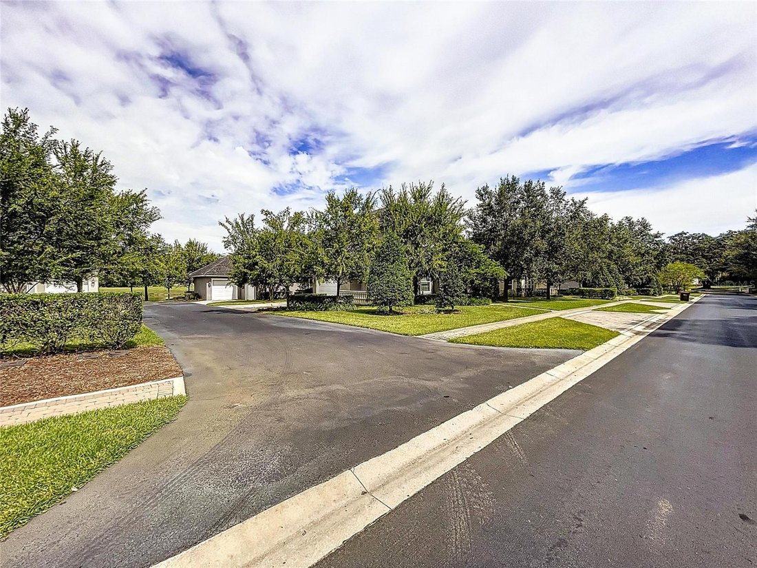 Move In Ready Lakefront Villa Inside Golden In Ocala, Florida, United