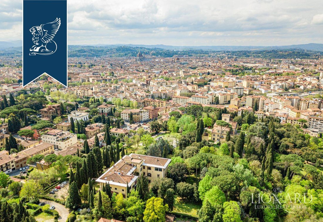 High End Apartment In Florence In Florence, Tuscany, Italy For Sale (13559978)