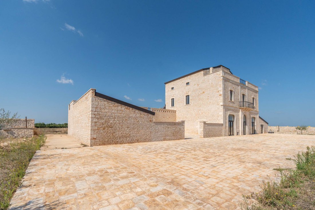 Corps de ferme à Casamassima, Pouilles, Italie 4 - 13559062