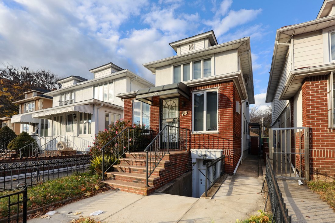 House in New York, New York, United States 3 - 13559103