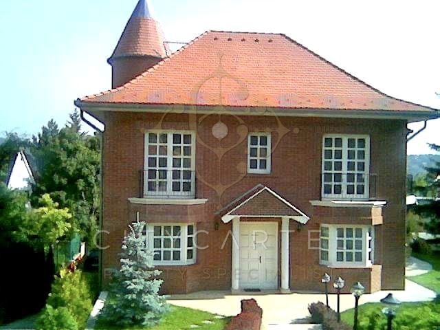 Villa in Budapest, Hungary 4 - 13563133
