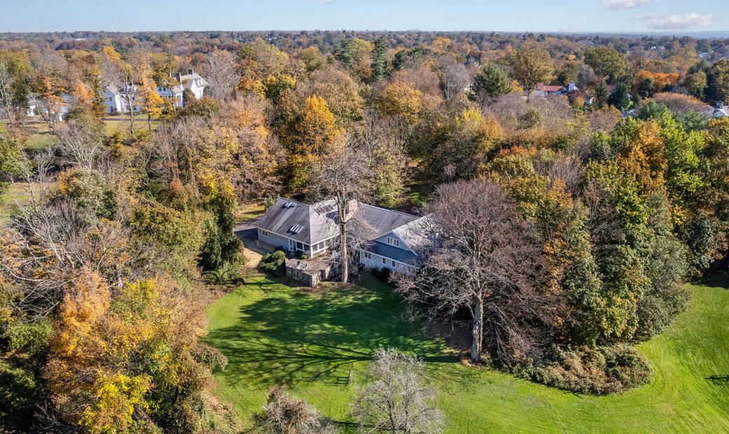 28 Westerleigh Road In Harrison, New York, United States For Sale