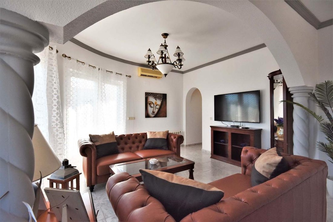 Villa in Calp / Calpe, Valencian Community, Spain 4 - 13567419