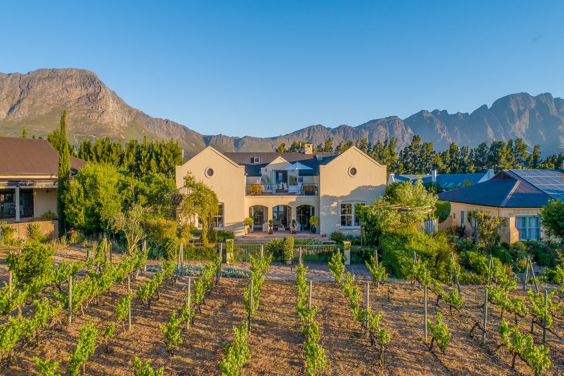 Live The Dream In Domain Des Anges In Wellington, Western Cape, South