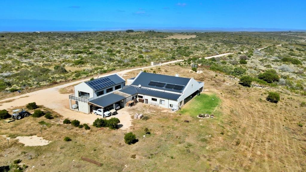 Farm Ranch in Still Bay West, Western Cape, South Africa 3 - 13564173