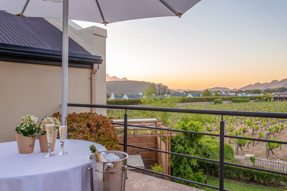 Live The Dream In Domain Des Anges In Wellington, Western Cape, South