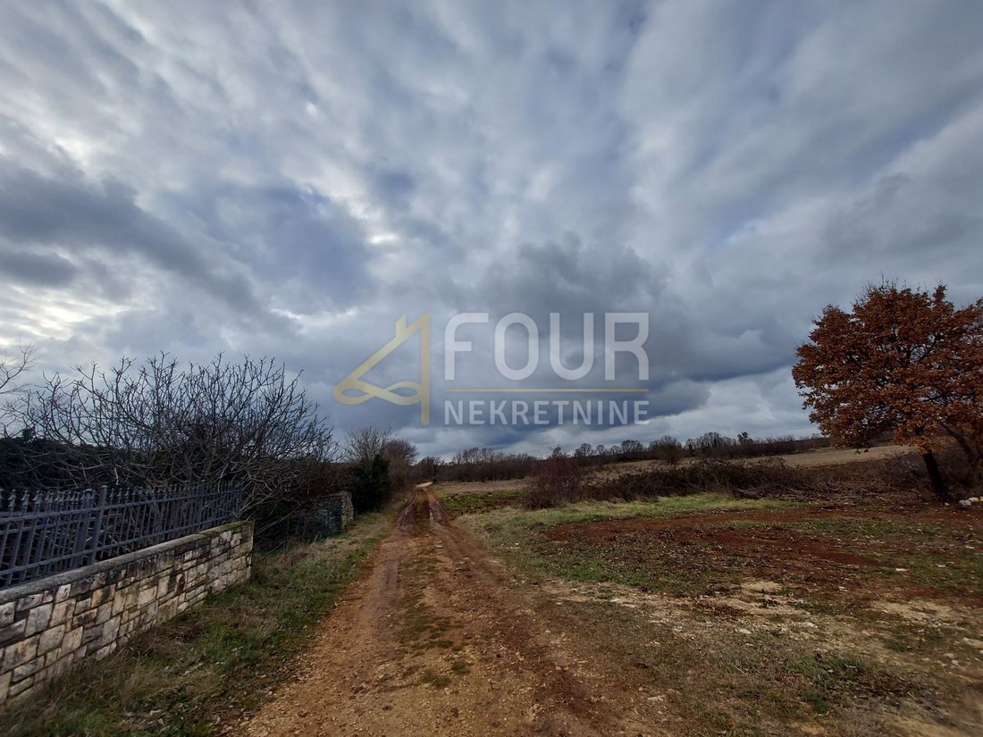 Land in Bale, Istria County, Croatia 5 - 13565076