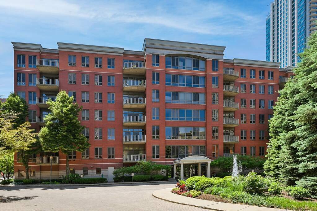 Pristine Boutique Midrise Home In Kinzie In Chicago, Illinois, United