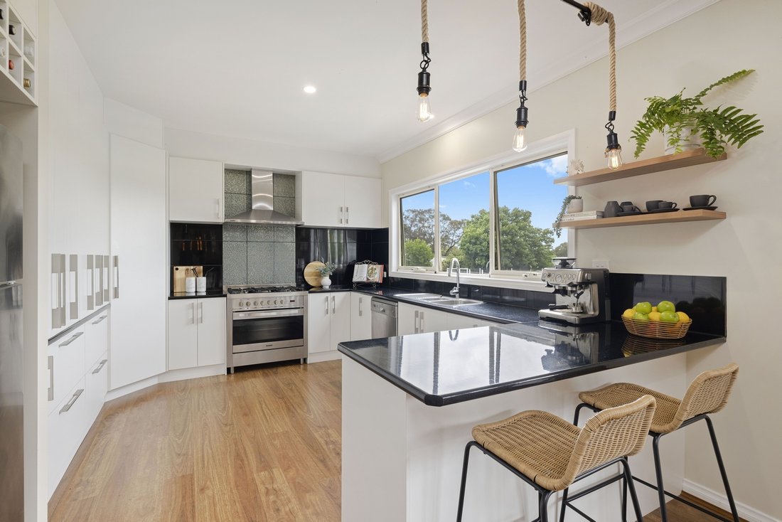 Capall Park Equestrian Haven In Somerville, Victoria, Australia For