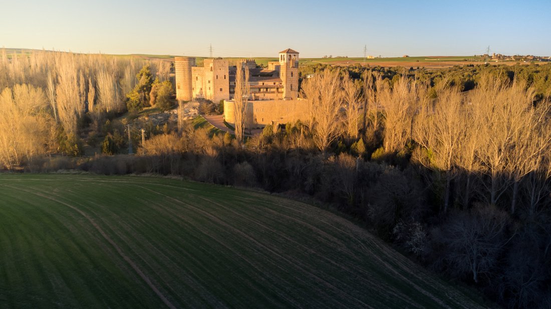 Castilnovo: A Crown of Stone, Whispers of Kings & Wild Forests