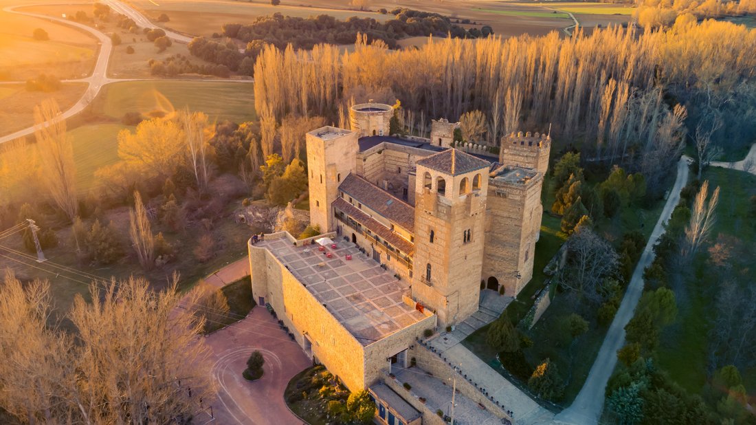 Castilnovo: A Crown of Stone, Whispers of Kings & Wild Forests