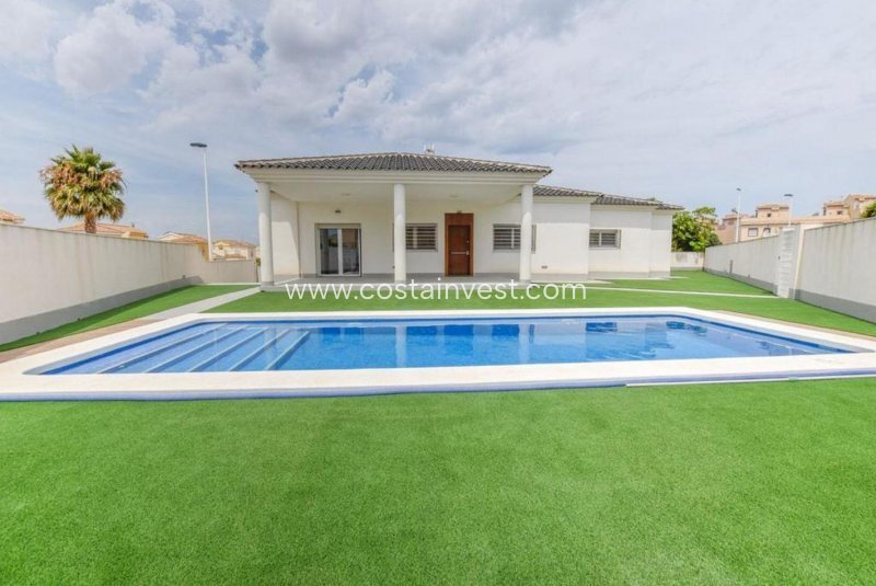 Villa in Santa Pola, Valencian Community, Spain 1 - 13573521