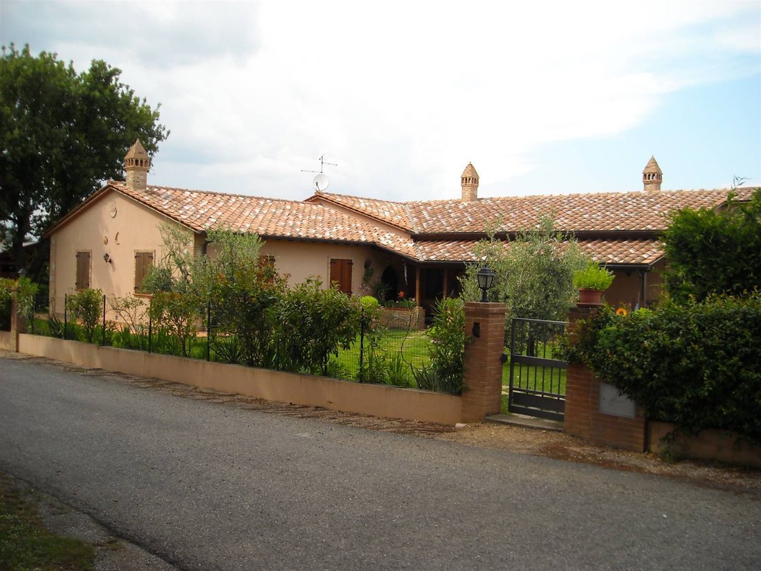 Cantagallina, Umbria, Italy 2 - 13572936