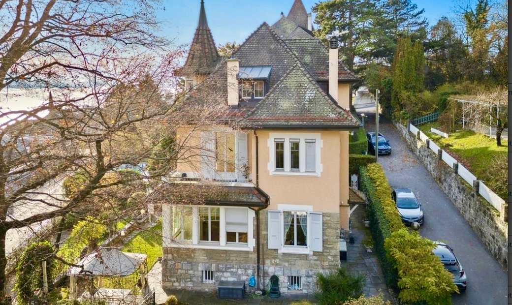 Amateurs' Residence In One Of The Most Prestigious In Pully, Vaud