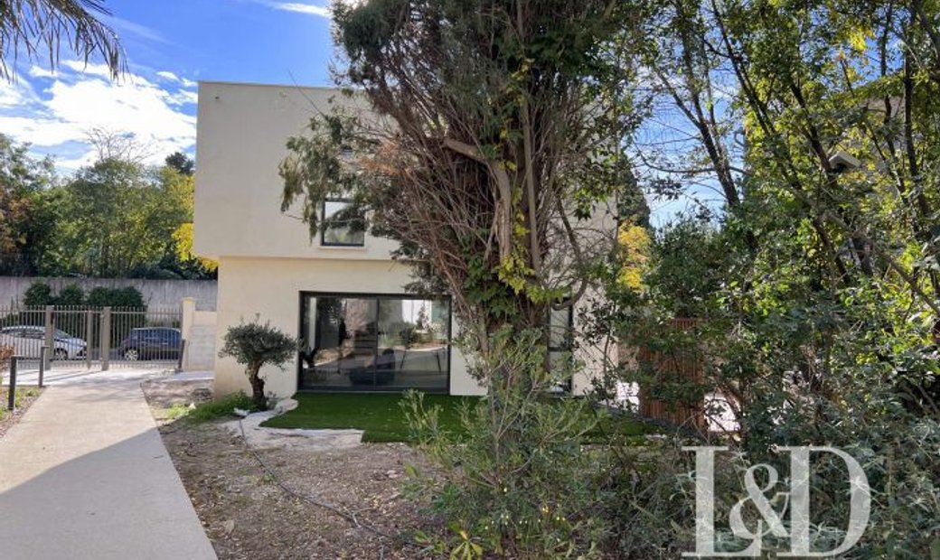 Montpellier Contemporaine In Montpellier, France For Sale (13575779)