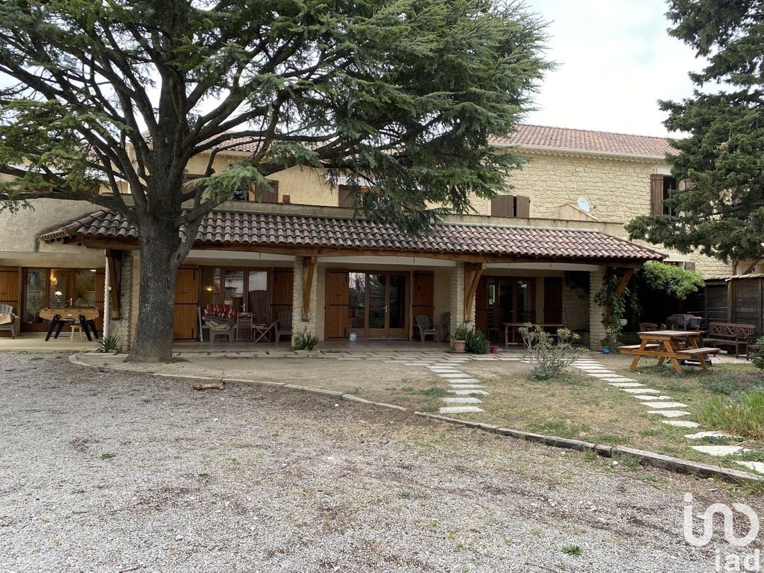 Vente Maison/Villa 11 Pièces In Carpentras, Provence Alpes Côte D'azur