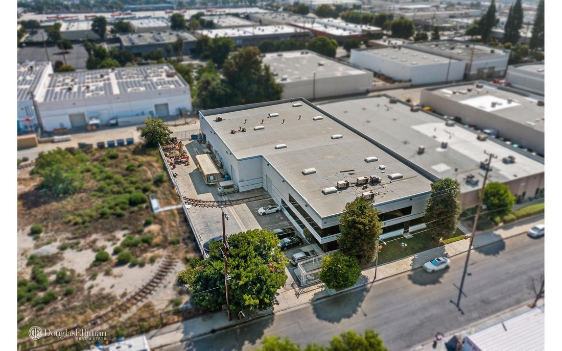 Chatsworth In Chatsworth, Ca, United States For Sale (13569687)