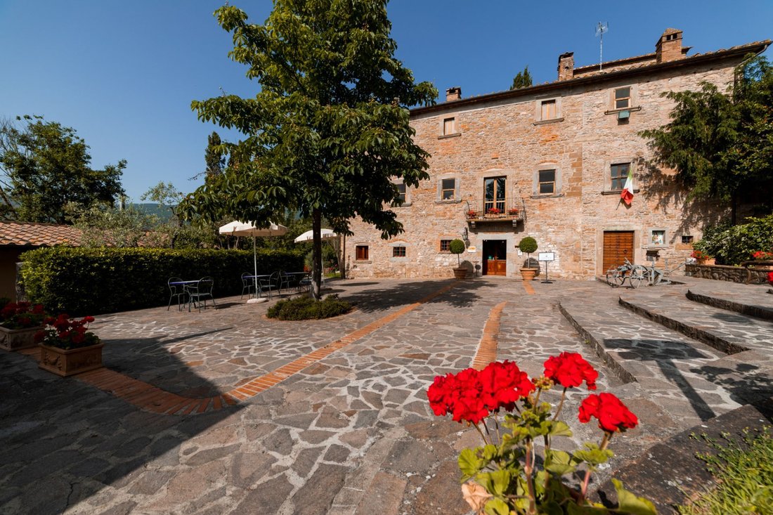 Villa in Tuoro sul Trasimeno, Umbria, Italy 4 - 13572736