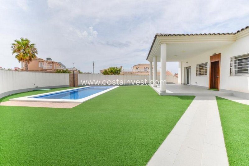 Alicante Villa In Gran Alacant, Valencian Community, Spain For Sale