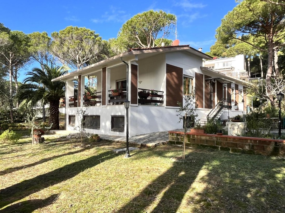 Villa in Livorno, Tuscany, Italy 5 - 13027955