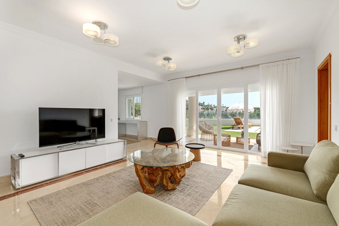 Villa in Marbella, Andalusia, Spain 2 - 13573853
