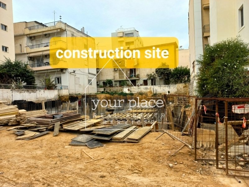 "Luxury And In Palaio Faliro, Decentralized Administration Of Attica