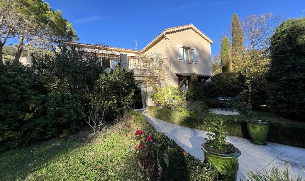 Exclusive House Cabris 7 Rooms In Cabris, Provence Alpes Côte D'azur