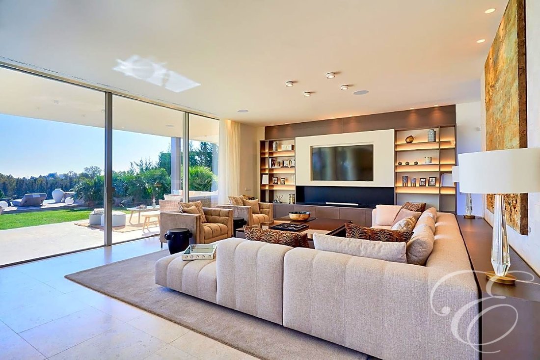 Villa in Benahavis, Andalusia, Spain 5 - 13579369