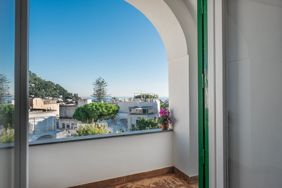 House in Capri, Campania, Italy 1 - 13579698