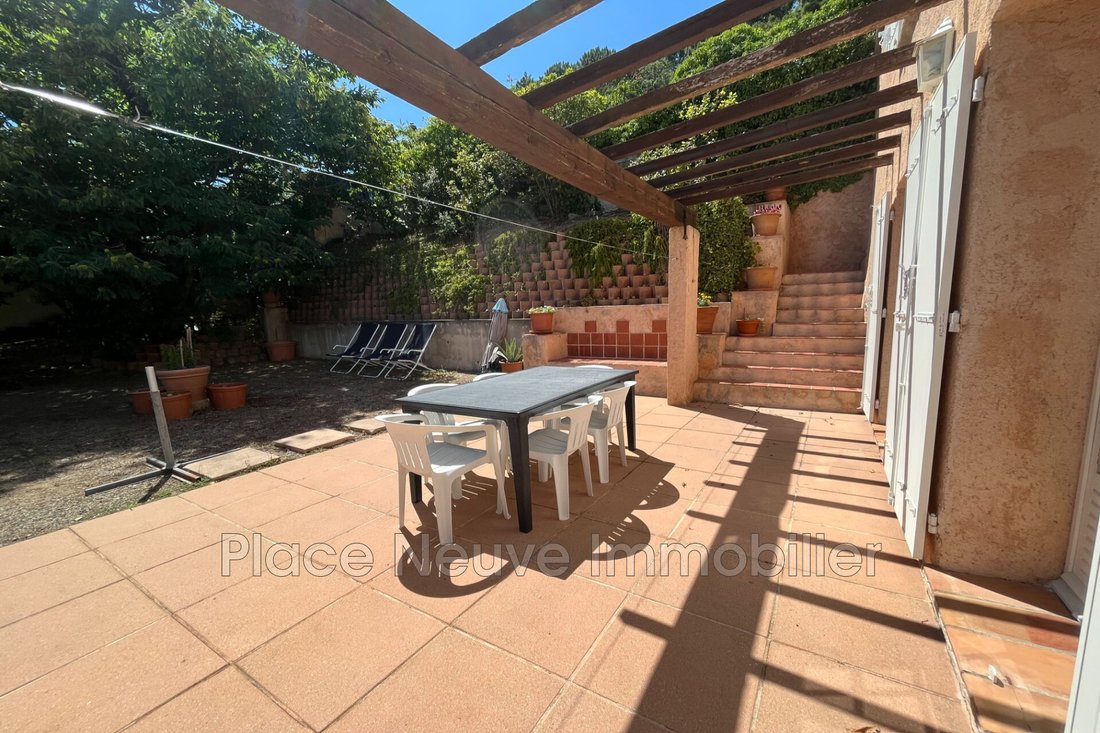Villa in La Garde-Freinet, Provence-Alpes-Côte d'Azur, France 4 - 13577754