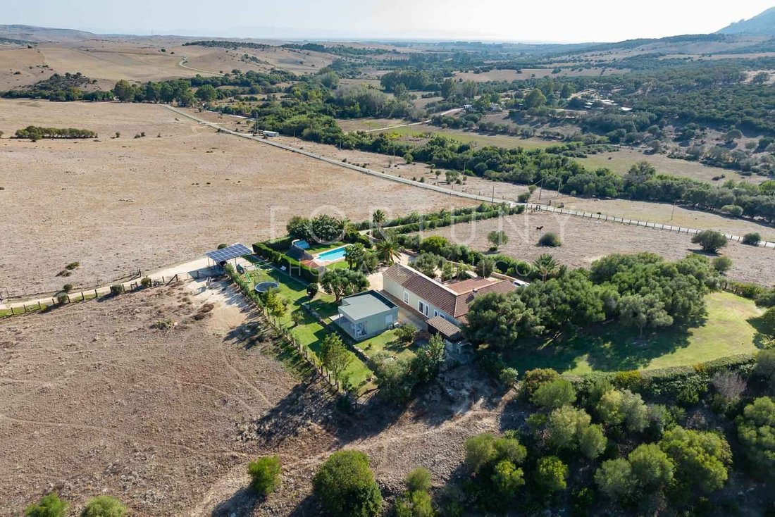 Spectacular Rustic Finca For Country And Nature In Tarifa, Andalusia