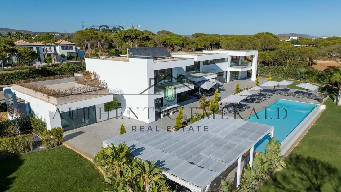 Villa in Vilamoura, Quarteira, Algarve 1 - 13578006