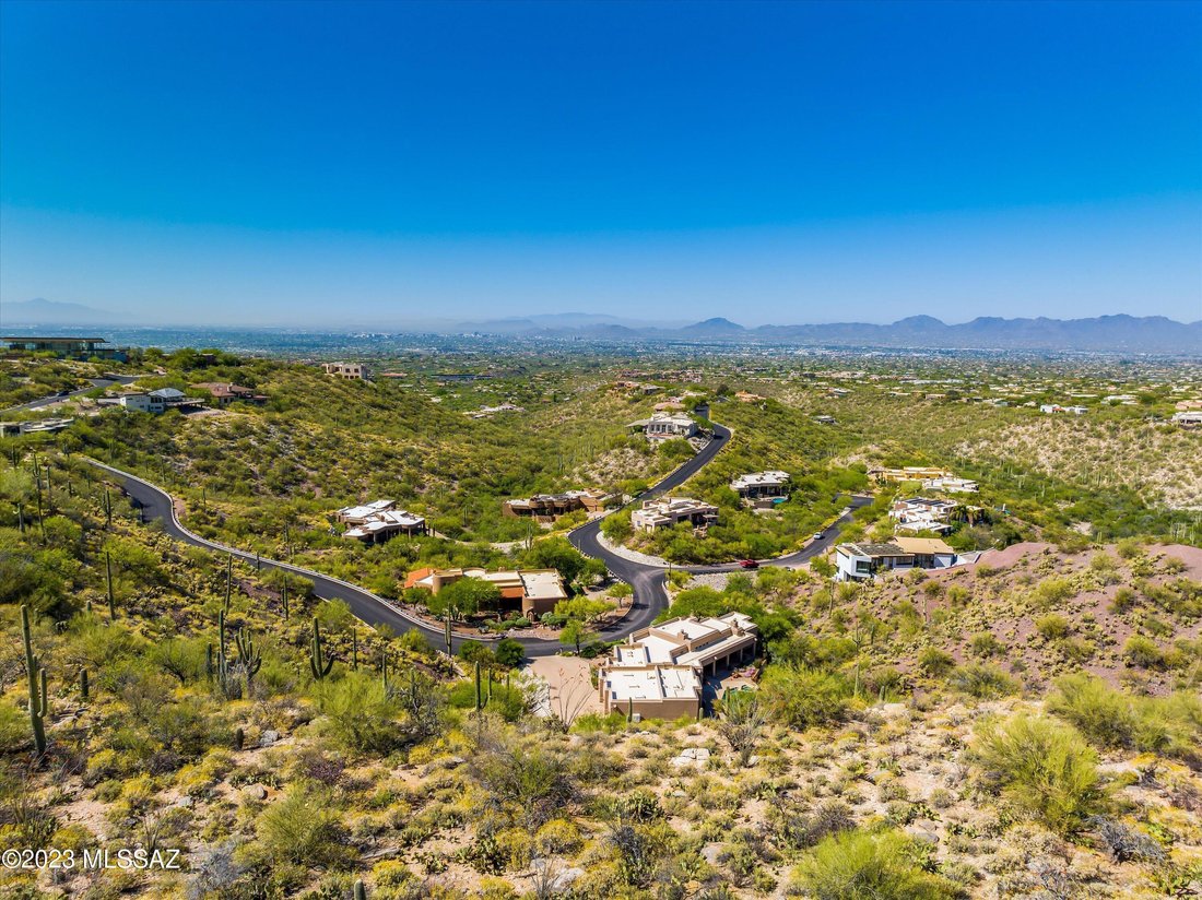 Easy Build Over Three Acre Lot In The Canyons In Tucson, Arizona