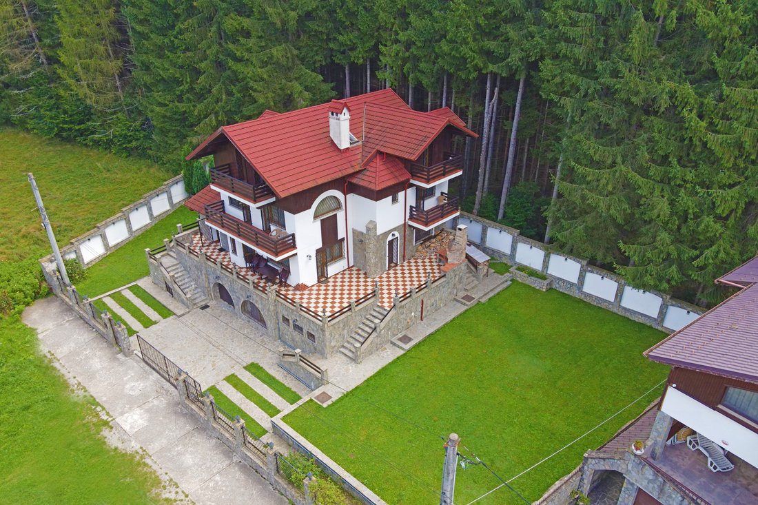Elegance Near The Forest In Sinaia, Prahova, Romania For Sale (13580043)