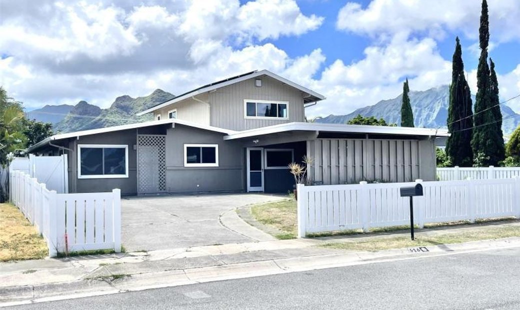 Wonderful Three Bed Home In Kailua, Hawaii, United States For Sale