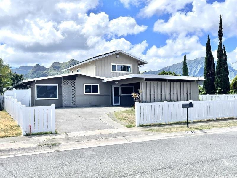 Wonderful Three Bed Home In Kailua, Hawaii, United States For Sale