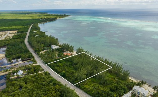Terreno en East End, East End, Islas Caimán 1