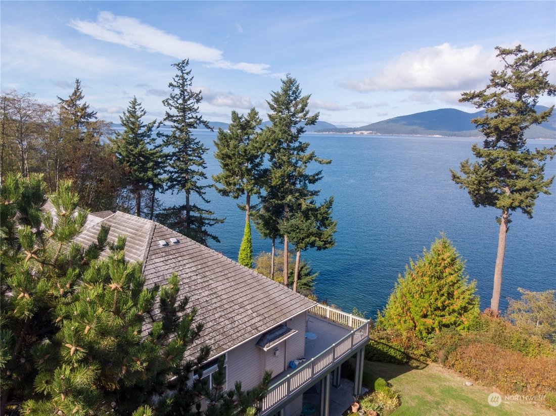 A Home That Transcends Waterfront In Anacortes, Washington, United