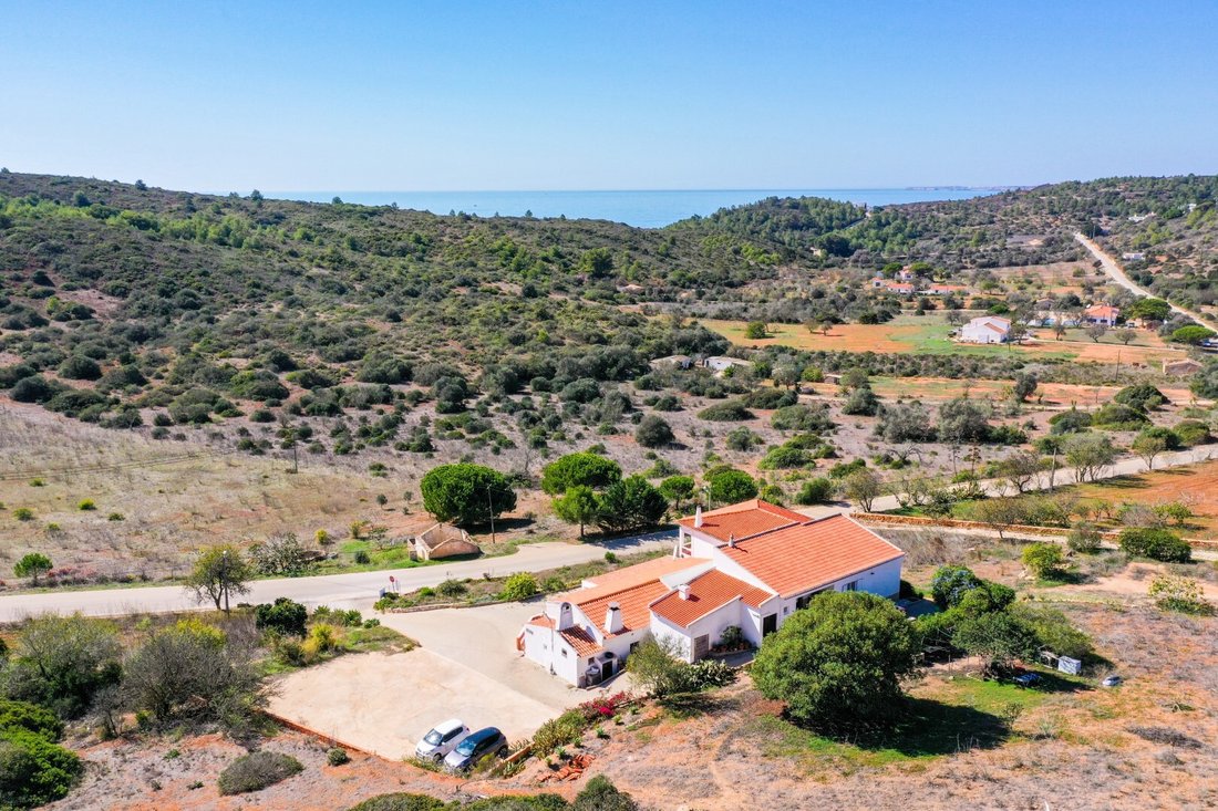 Villa in Budens, Algarve, Portugal 3 - 12465174