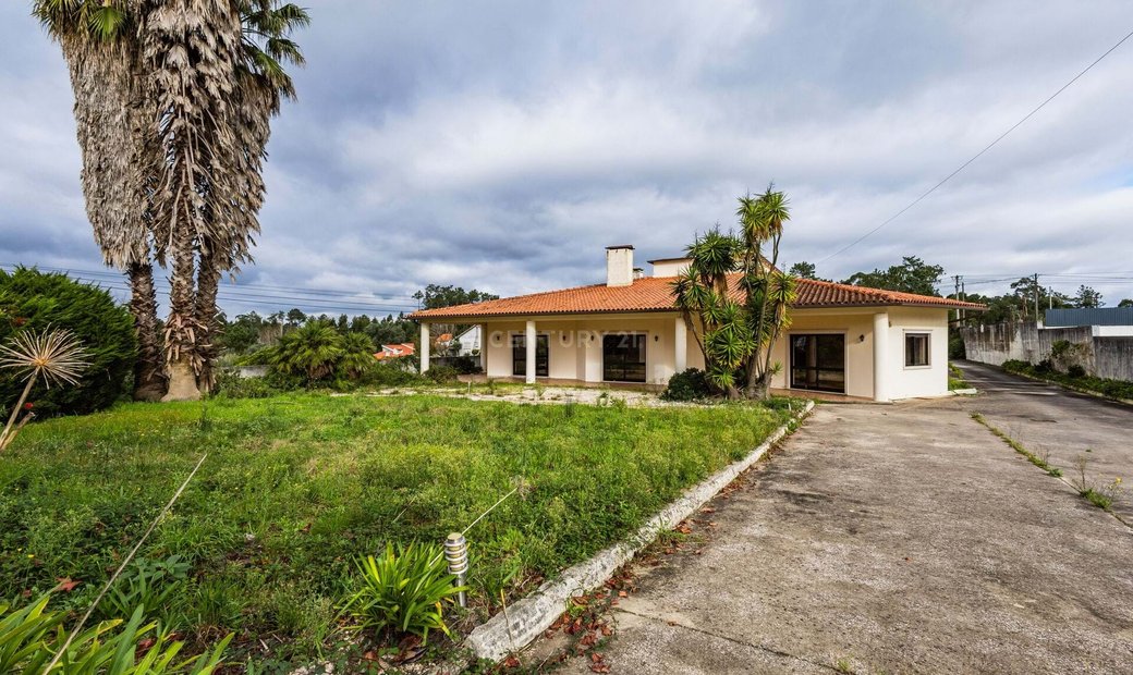 Villa Pombal Portugal In Meirinhas, Leiria District, Portugal For Sale