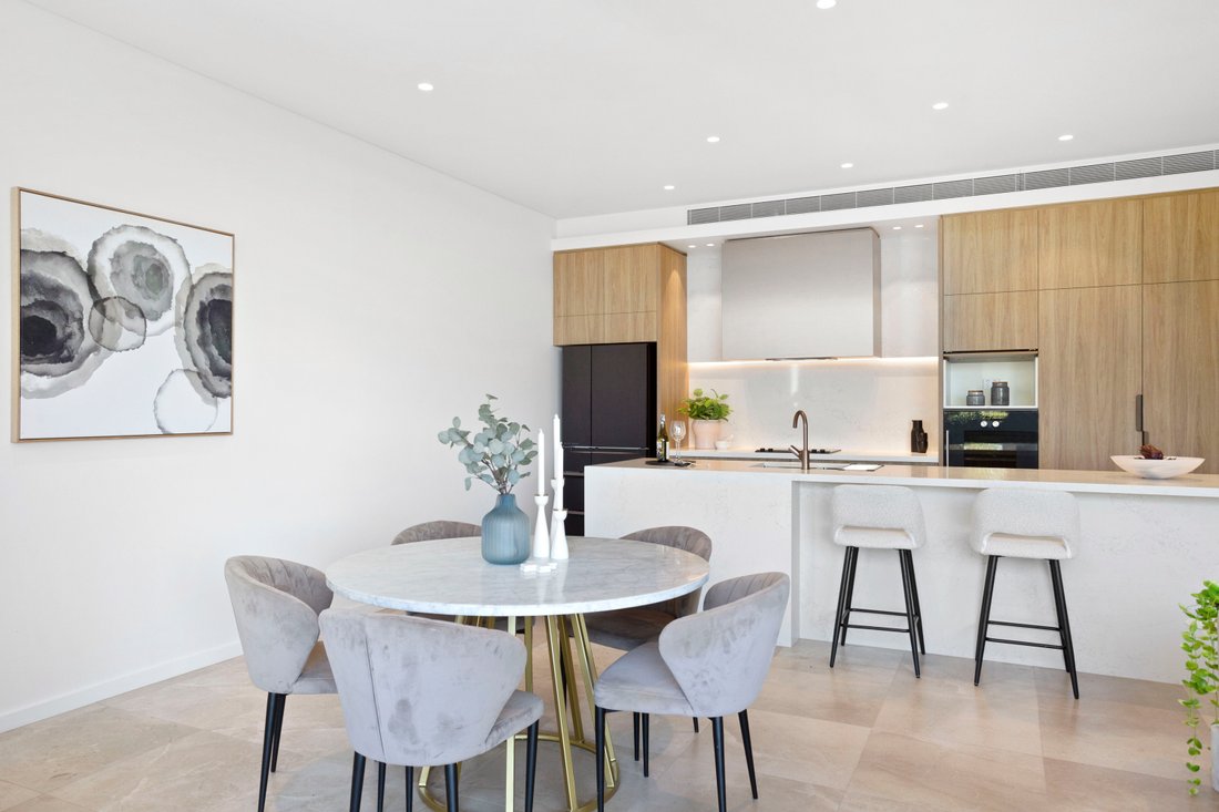 North Facing Views Over Perry Lakes In Floreat, Western Australia