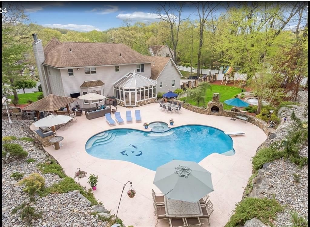 Meticulously Maintained Colonial With In Haverstraw, New York, United States For Sale (13581693)