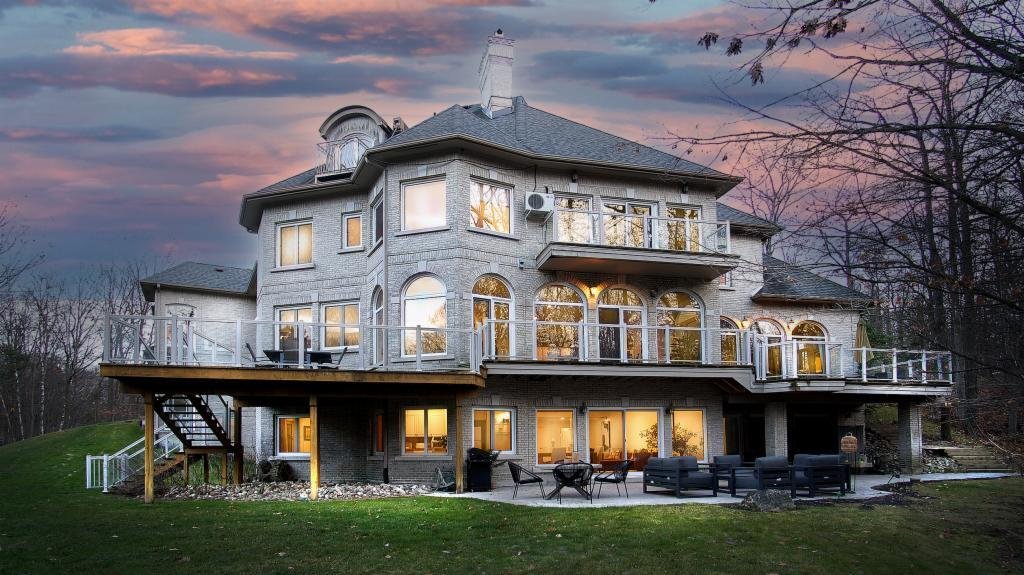 Single Family Detached Richmond Hill In Gormley, Ontario, Canada For