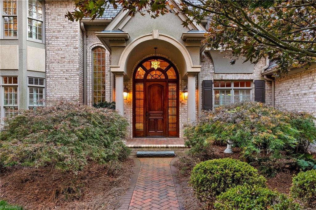 5 Bedrooms Single Family Detached In Lewisville, North Carolina, United