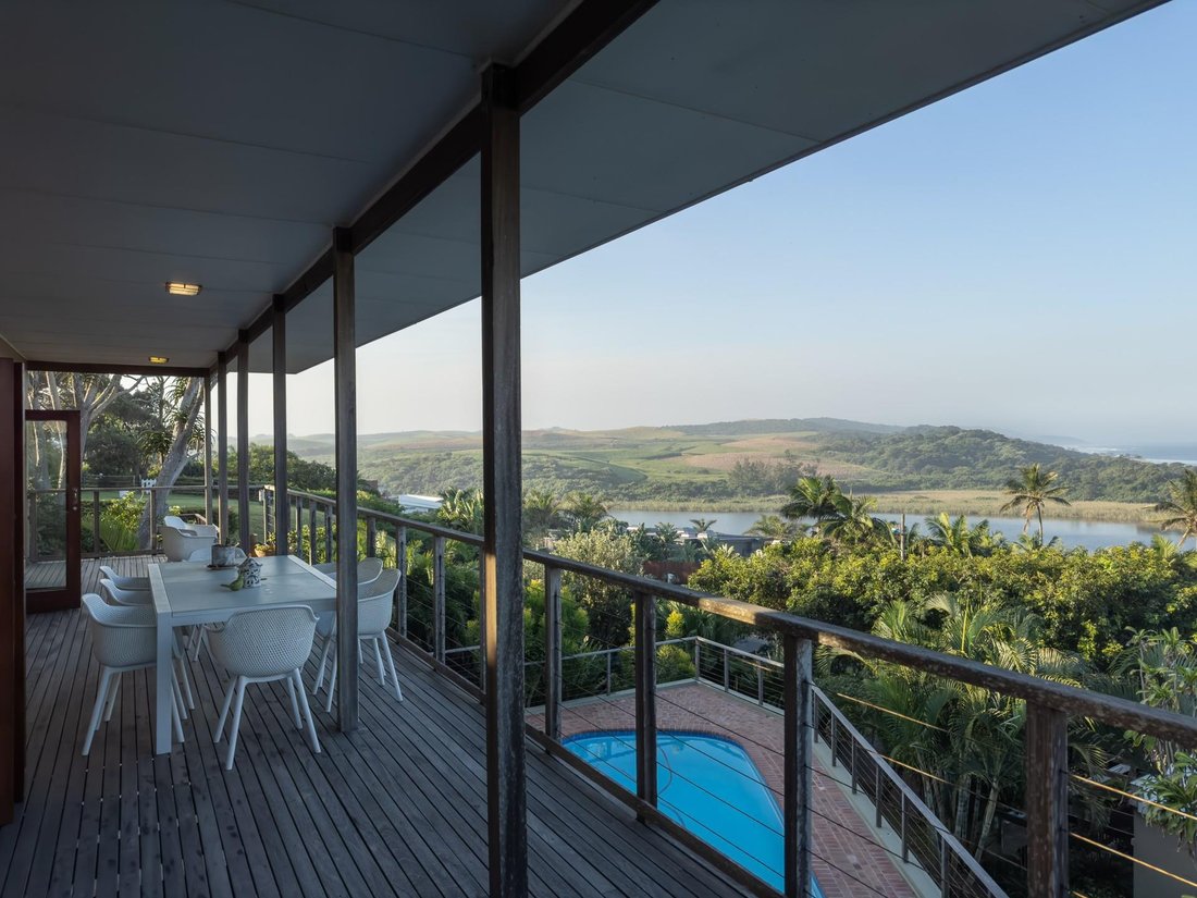 House Zinkwazi Beach In Nkwazi, Kwa Zulu Natal, South Africa For Sale